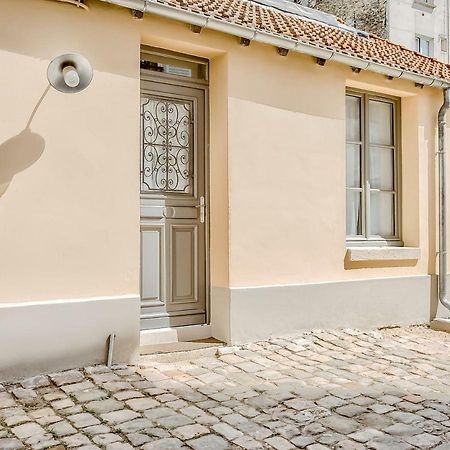 Le Petit Pavillon De Версал Екстериор снимка