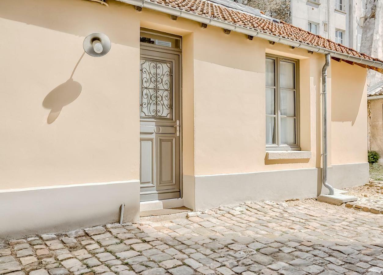 Le Petit Pavillon De Версал Екстериор снимка